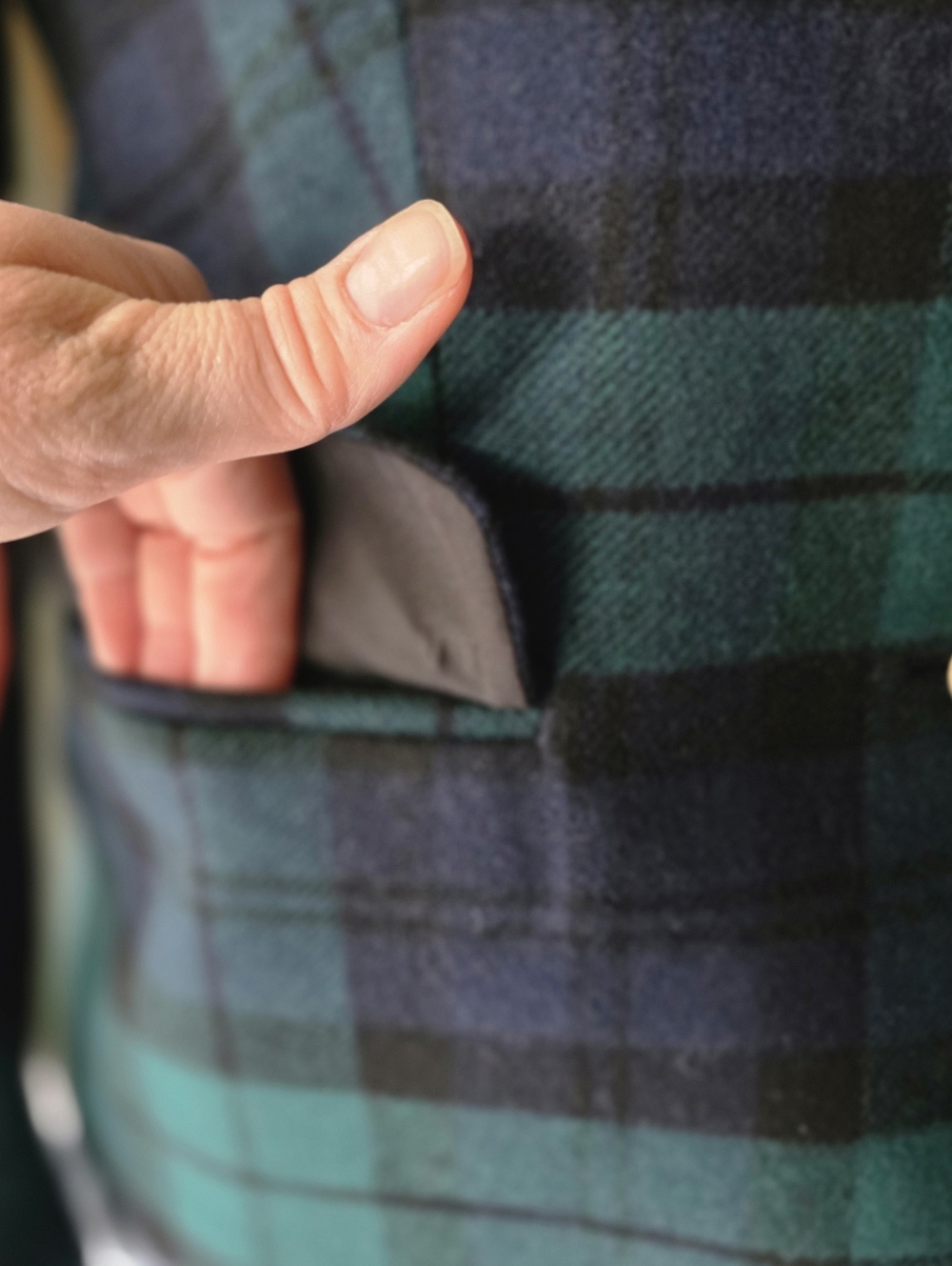 J.Crew Factory Black Watch Plaid Schoolboy Blazer Size 4 Petite Dark Academia - Picture 11 of 15